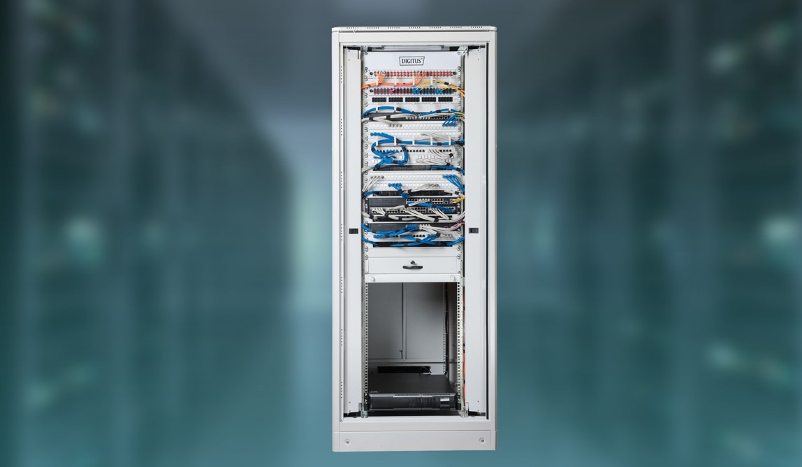 KVM Schrank